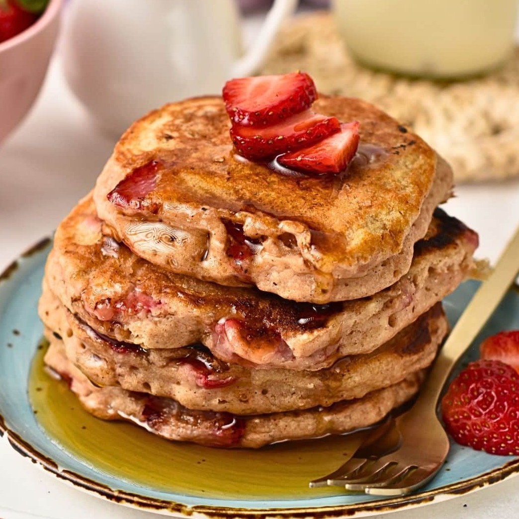 Banana Strawberry Pancakes